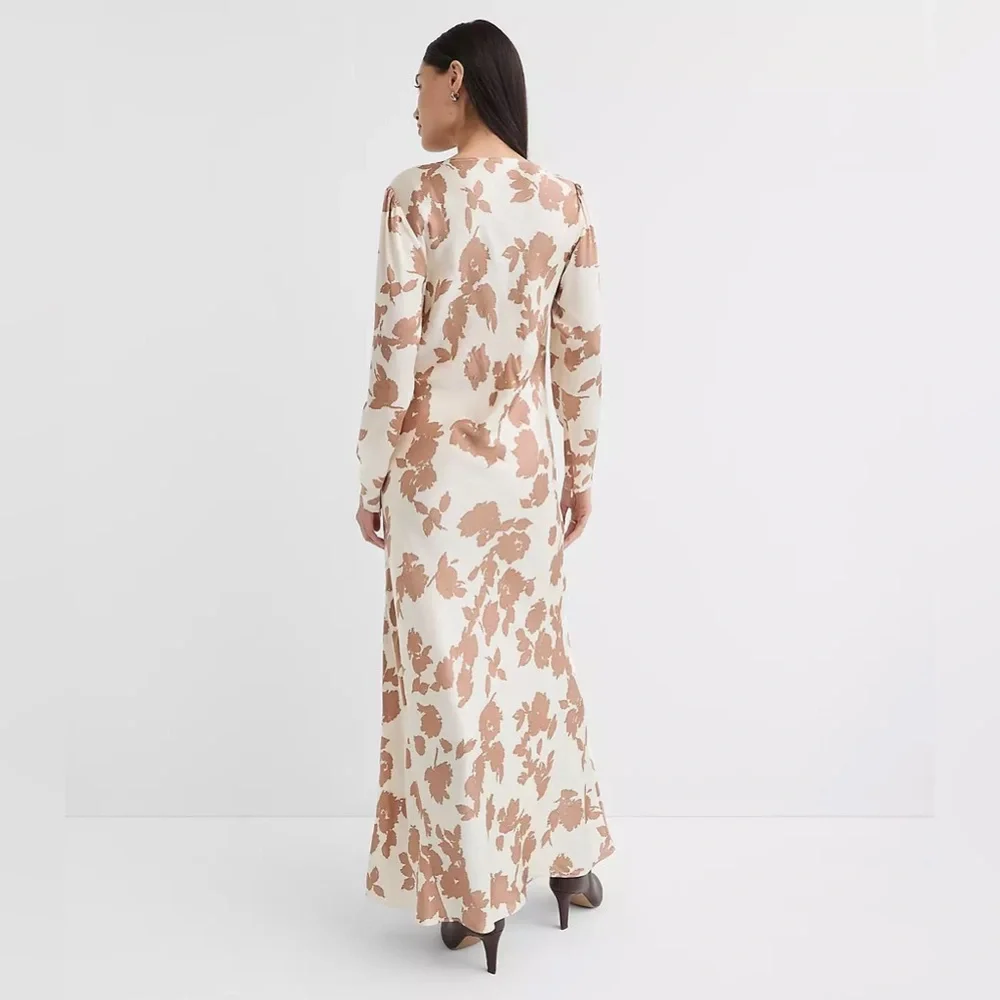 NWT LOFT Floral V-Neck Bias Maxi Dress in Size 14 - Picture 4 of 8